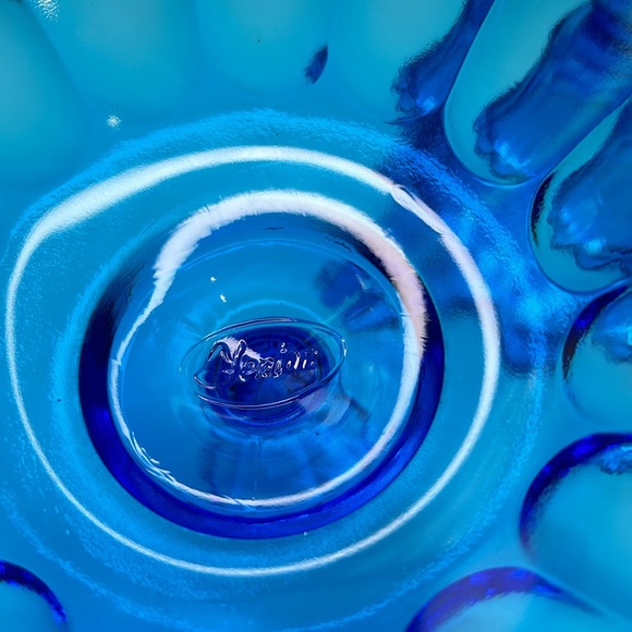 Fenton 💙 Vintage Blue Glass Art Thumbprint Candy Dish W/ Lid Collectible Decor - Picture 13 of 16